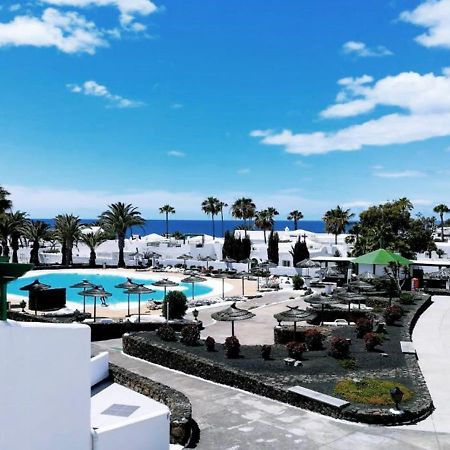Calypso, Apartamento Completo Con Vistas Al Mar Y A La Piscina En Costa Teguise Exterior photo