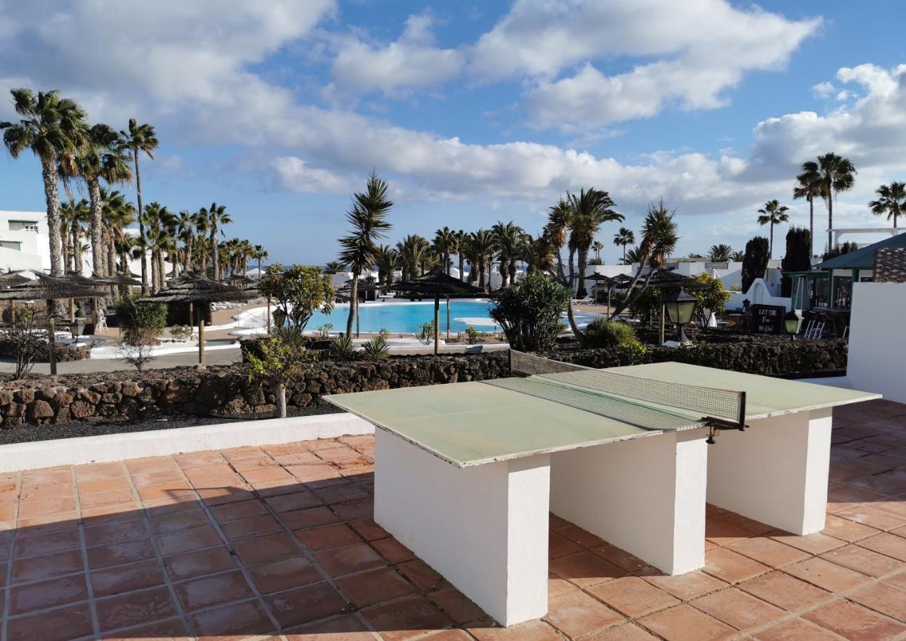 Calypso, Apartamento Completo Con Vistas Al Mar Y A La Piscina En Costa Teguise Exterior photo