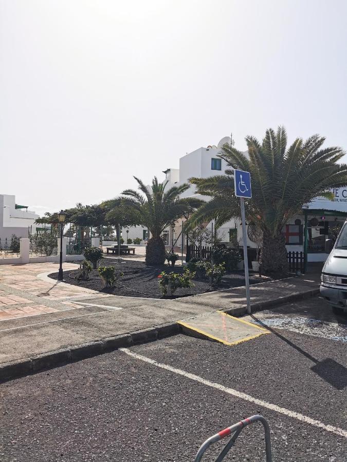 Calypso, Apartamento Completo Con Vistas Al Mar Y A La Piscina En Costa Teguise Exterior photo